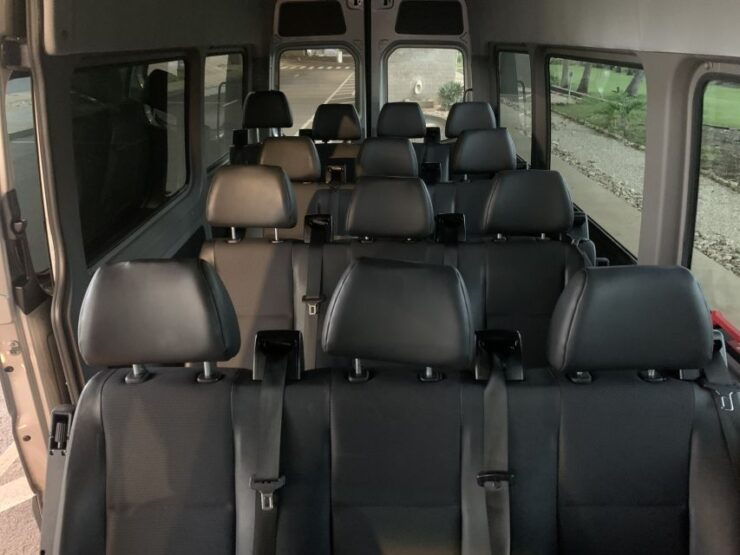 Oahu: Waikiki Shared Airport Shuttle - Activity Details