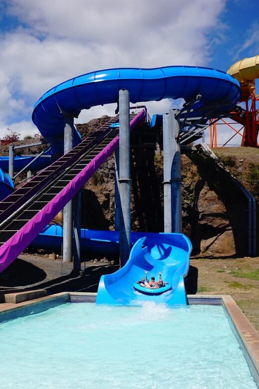 Oahu: Wet 'n' Wild Waterpark Ticket with Waikiki Transfer - The Sum Up