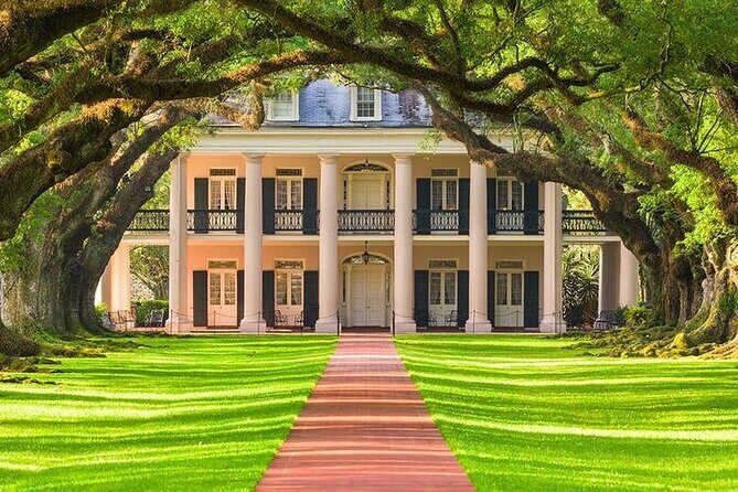 Oak Alley Plantation and NOLA Culture City Tour Combo - Transportation & Group Size