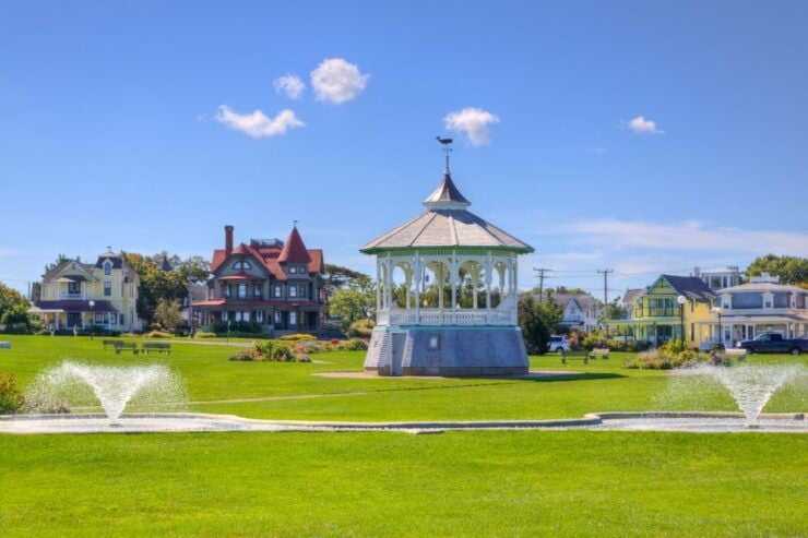 Oak Bluffs: Martha's Vineyard Scavenger Hunt Experience - Experience Highlights