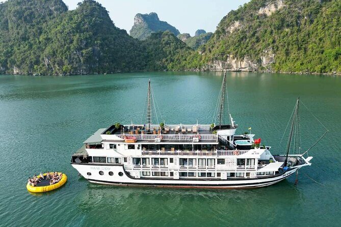 Oasis Bay Party Cruise for Young Travelers with Transfer Included - An In-Depth Look at the Oasis Bay Party Cruise