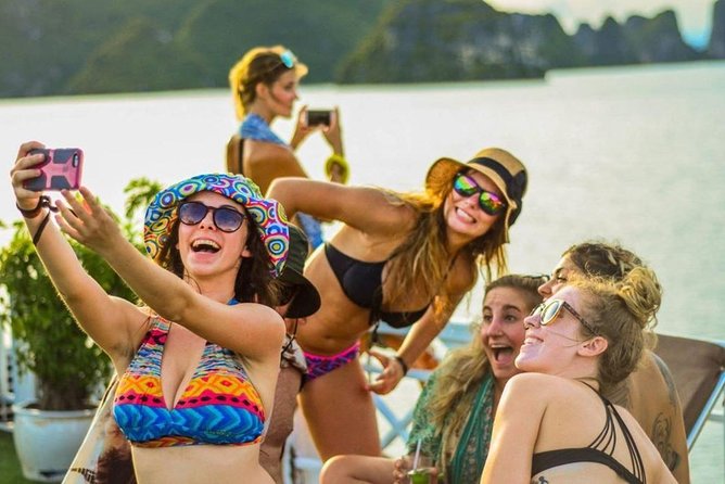 Oasis Bay Party Cruise for Young Travelers With Transfer Included - The Sum Up