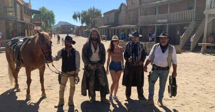 Oasys MiniHollywood&Fort Bravo Shuttle Bus Round-Trip Ticket - Service Details