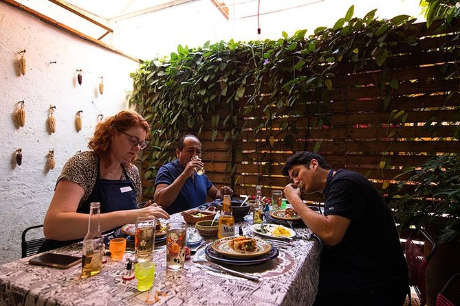 Oaxaca Before the Spanish a Special Class Devoted to Prehispanic Oaxacan Recipes - Prehispanic Oaxacan Recipes: Main Courses