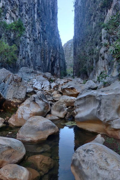 Oaxaca: Hiking the Hidden Apoala Waterfalls - Descent to the Waterfalls