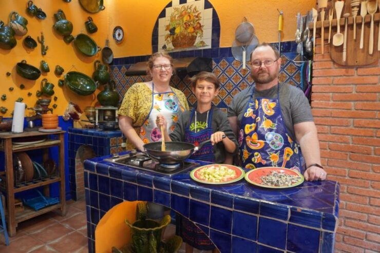 Oaxaca: Traditional Oaxacan Cooking Class With Market Visit - Experience Highlights