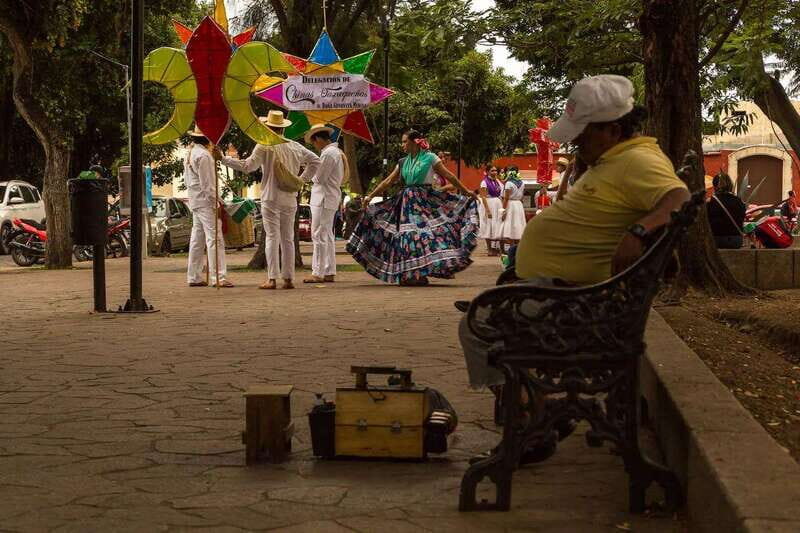 Oaxaca walking tour with a local photographer - FAQ  