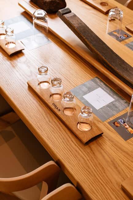 Oban: Distillery Tour with 3 Whisky Tastings - Good To Know