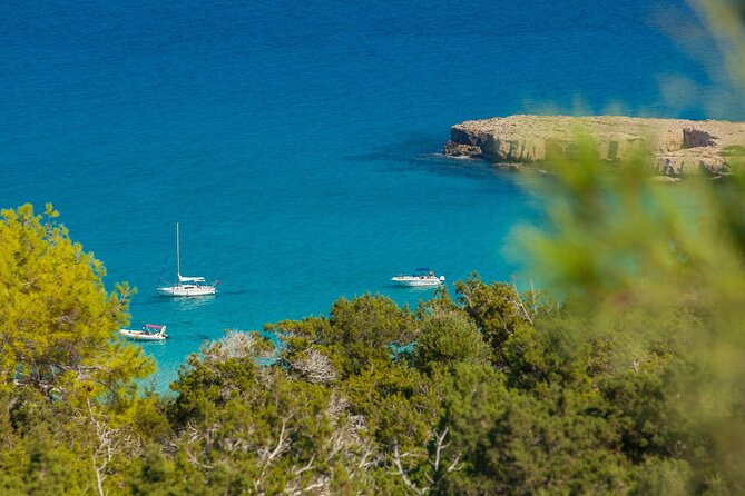 Ocean Blue Celebrity Blue Lagoon Cruise (Morning and Afternoon) - Inclusions