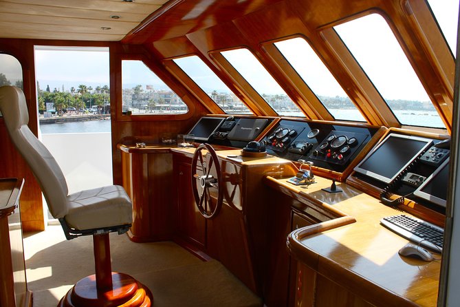 Ocean Flyer | Elite (18+) Cruise - Pricing and Booking Details