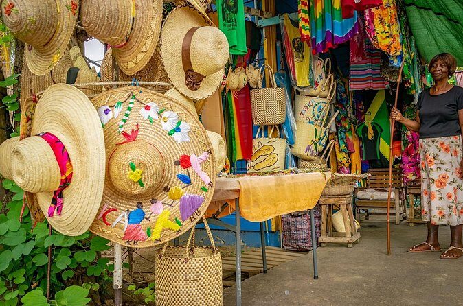 Ocho Rios Highlights and Shopping Tour - Market Shopping: Authentic Jamaican Souvenirs