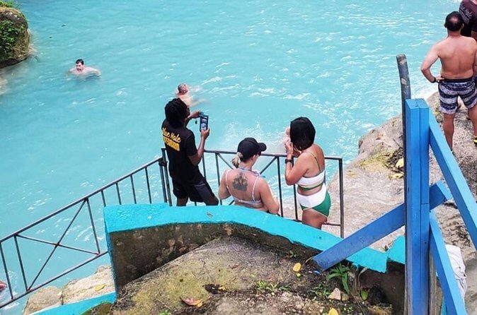 Ocho Rios Lookout Blue Hole Rafting and Lunch - The Sum Up