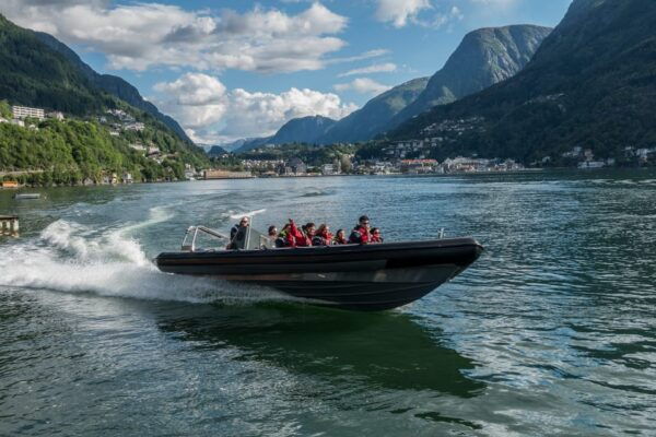 Odda: RIB Boat Tour on the Hardangerfjord - Preparing for the Tour