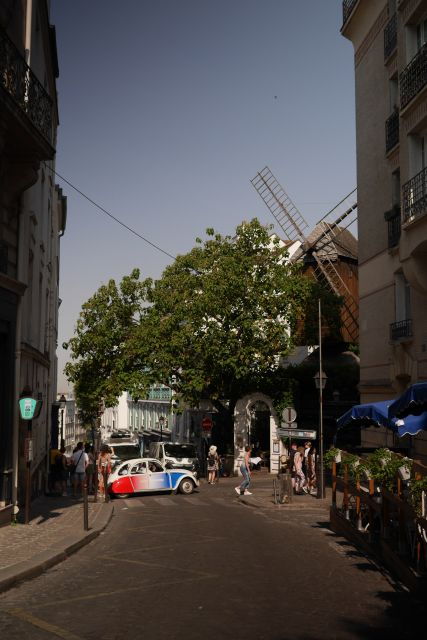 Off-the-Beaten Track in Paris: 2-Hour Vintage 2CV Tour - Customer Review 3