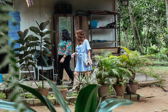 Off the Beaten Track in Singapore: Private City Tour - Directions