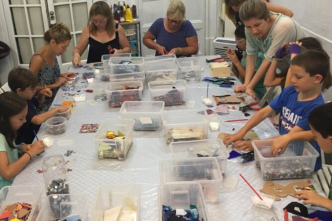 Offer: Be Gaudí Mosaic Class Barcelona for Families (Max 4 Pax) - Meeting and Pickup Information