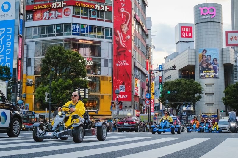 Official Japan Go-Kart in Shibuya/Shinjuku/TokyoTower by JAPANKART - Costumes, photos and the small practical comforts