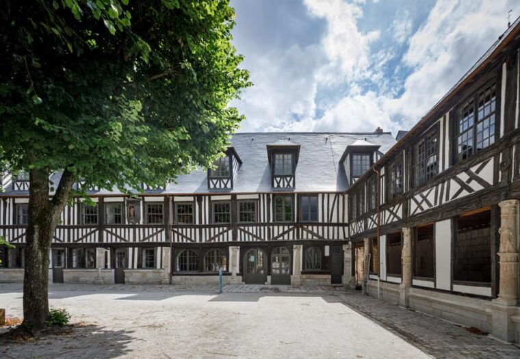 Official Rouen City Pass 24h, 48h, 72h - Discounts and Savings