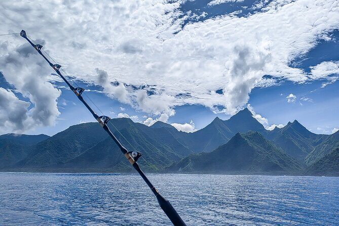 Offshore fishing around the Teahupo'o wave - Who Will Love This Experience?  