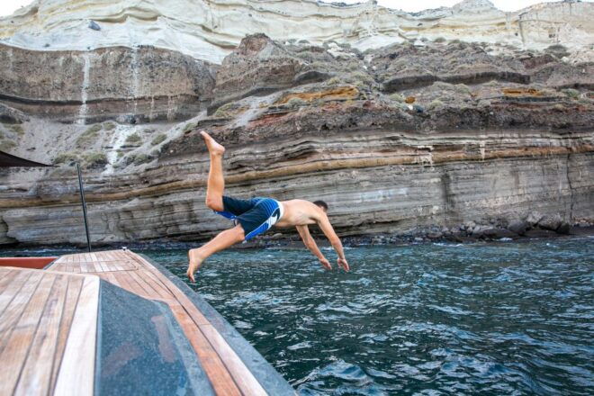 Oia: Private Santorini Catamaran Tour for Two With Drinks - Important Information