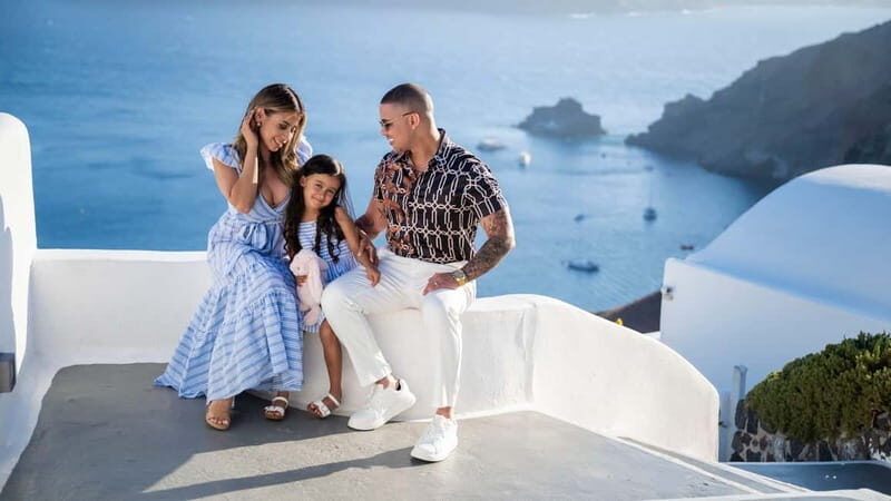 Oía: Santorini Professional Photoshoot with Edited Photos - Practical Tips for Booking and Enjoying the Experience