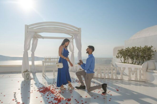 Oia: Santorini Proposal Photo Shoot With Photographer - Photographer Details