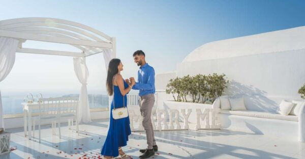 Oia: Santorini Proposal Photo Shoot With Photographer - Common Questions