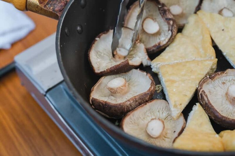 Oita: Shiitake Mushroom Farm Tour & Tasting - Harvesting and Cooking