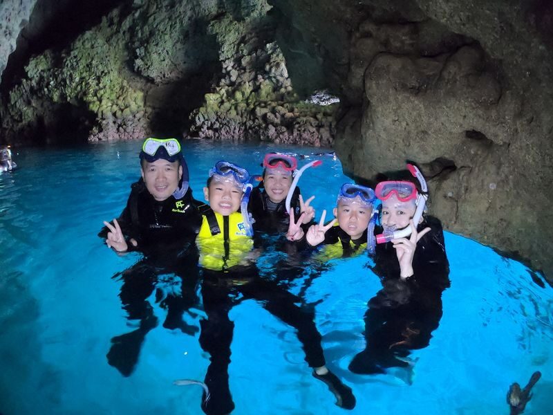 Okinawa: Blue Cave Diving & Snorkeling Experience - Guides, languages, and photos