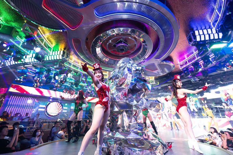 Okinawa Churasun 6 (Large Okinawa Show Club) - Churasun 6 at a glance