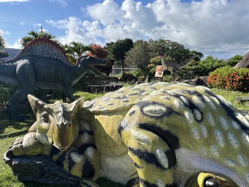 Okinawa Fishing Treasure Hunt Adventure Kingdom (All-weather Indoor Parent-Child Park-Fishing and Digging for Treasure) - The treasure waterway and take-home finds