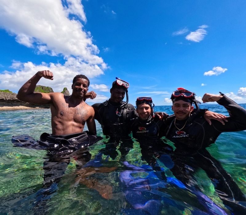 Okinawa, Japan | Blue Cave Snorkeling | Chinese and English Instructors! GoPro Photography & Free Underwater Feeding - Safety, age limits, and practical restrictions