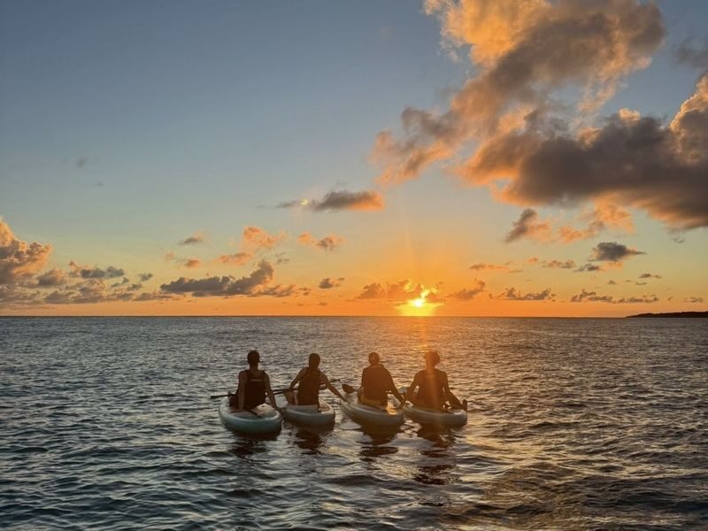 Okinawa: Miyako Island Healing Sunset SUP Pickup/drop-off available - Getting started with a guide and SUP