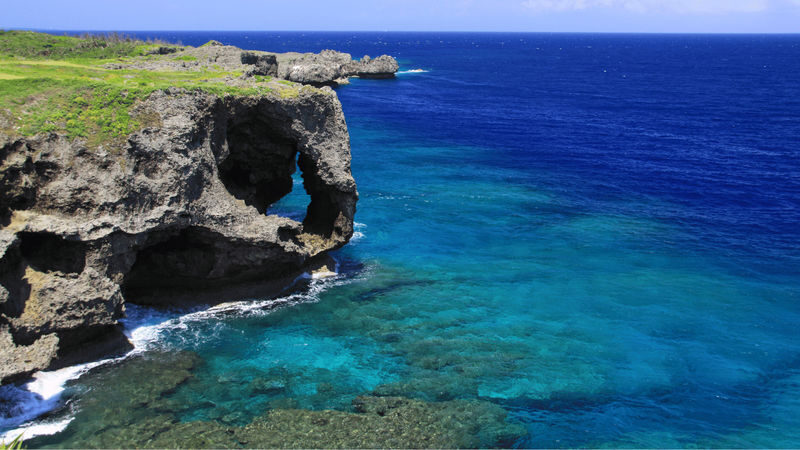 Okinawa North Tour: Okinawa Churaumi Aquarium, Kouri Island, Cape Manza, American Village Day Trip from Naha | Popular Spots in One Trip - Shared tour or private car?