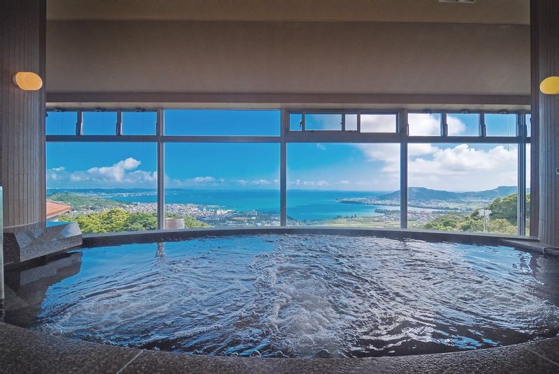 Okinawa Sarujin-no-Yu Onsen: Stunning Ocean View Hot Spring - Solo Traveler Friendly - The sea view is the reason to make the trip to Nanjo