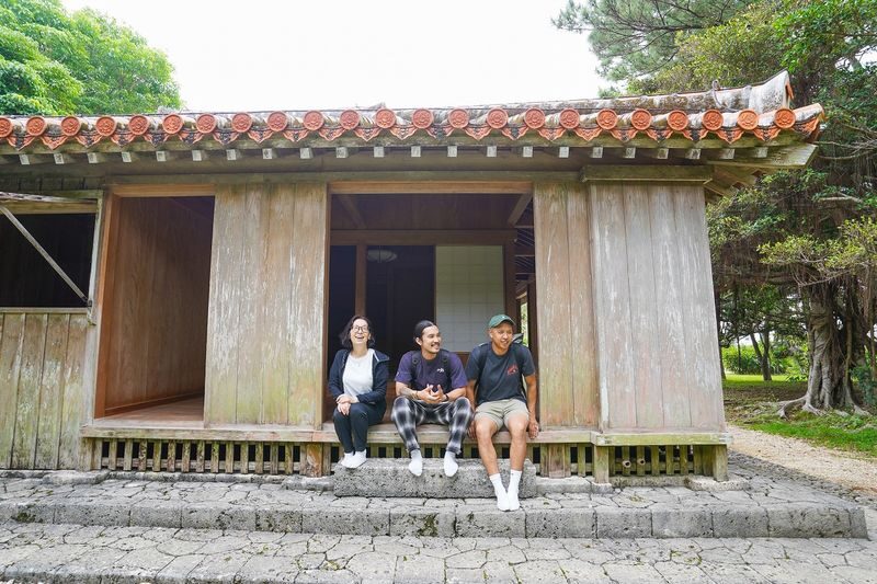 Okinawa Shuri Castle Peace Walking Tour - Timing, meeting point, and weather