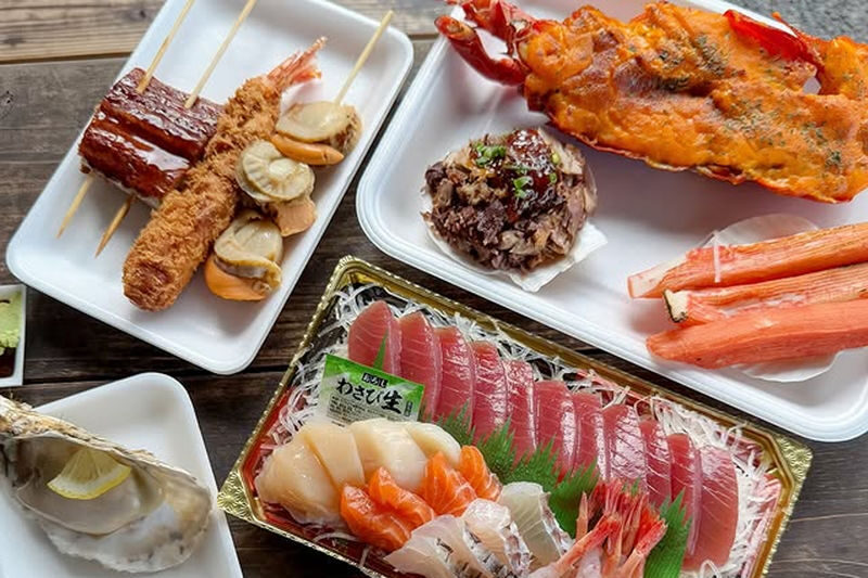 Okinawa Southern Bus Day Tour | Cape Chinen & Gyokusendo Cave & Shinbaru Beach | Glass Boat Available | iias/Senagajima "Happy Pancake" Reservation Service - Itoman gives you a taste of the island’s food culture