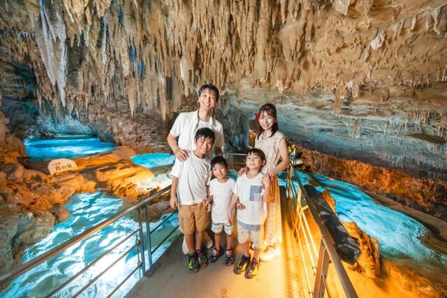 Okinawa World Admission Ticket - Getting there from Naha and around Nanjo