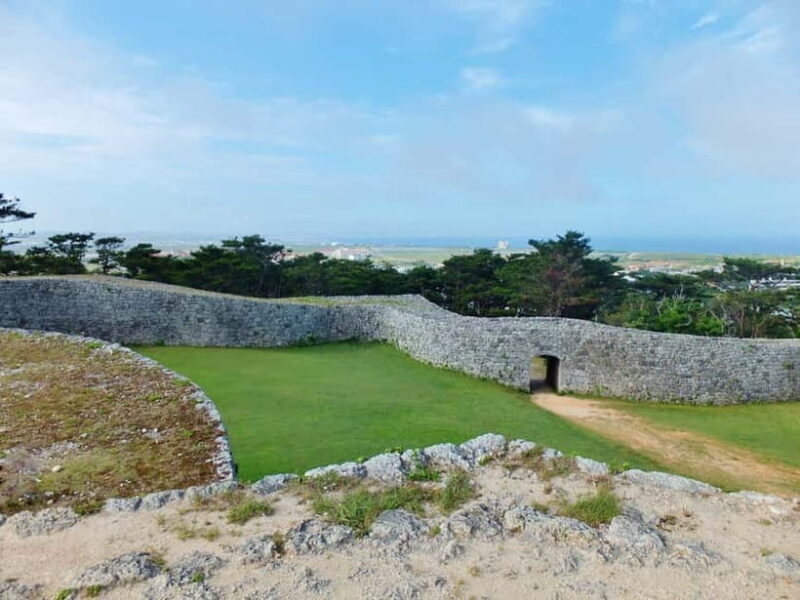 Okinawa: Zakimi Castle and Yuntanza Museum Heritage Tour - Okinawa: Zakimi Castle and Yuntanza Museum Heritage Tour