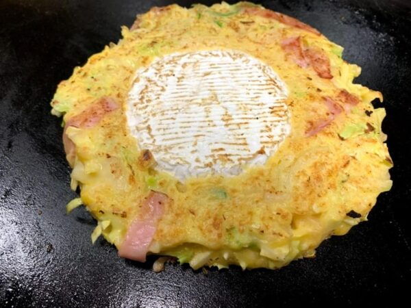 Okonomiyaki Cooking at a Traditional Restaurant. - Participant Guidelines