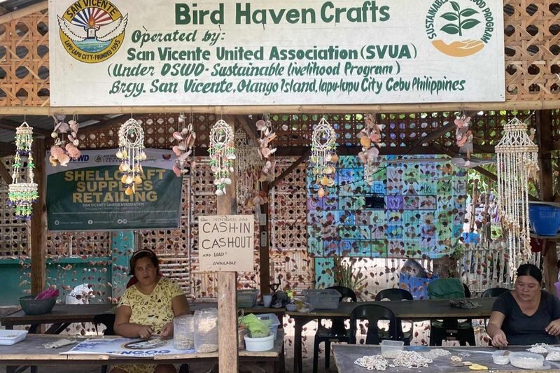 Olango Island Tour in Cebu - Shell art, weaving, and local culture