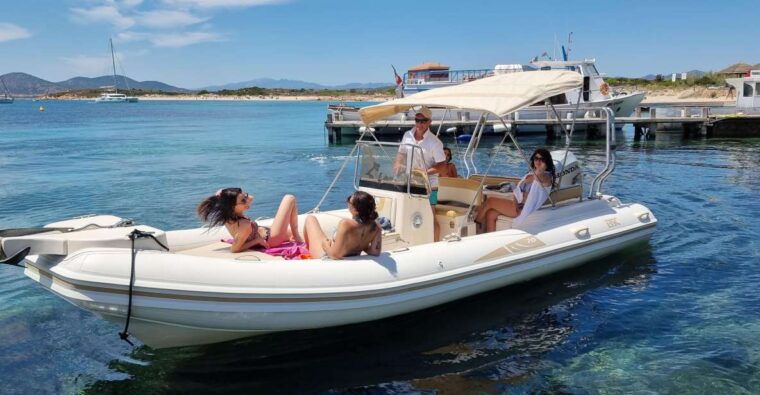 Olbia Boat Tour Review: A Memorable Experience - Onboard Amenities and Services