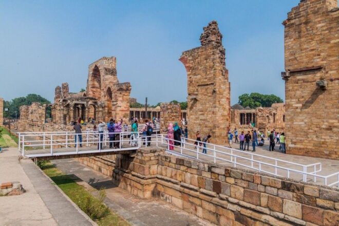 Old and New Delhi: 8-Hour Private City Tour by Car - Important Information