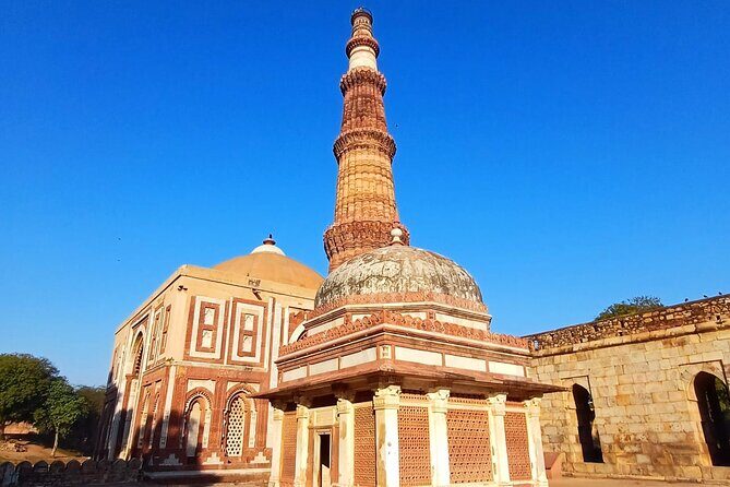 Old and New Delhi City tour - Exploring Delhi’s Contrasts in One Day