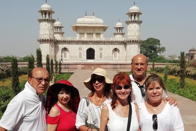 Old and New Delhi Delights Food, Culture and Heritage Tour - FAQs