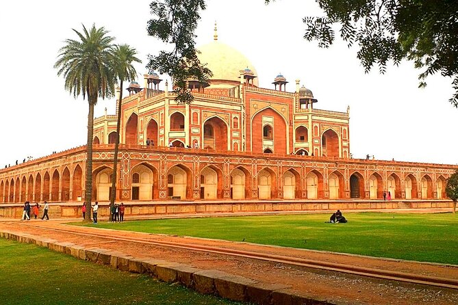 Old and New Delhi Full-Day Private Tour With Rickshaw Ride - The Sum Up