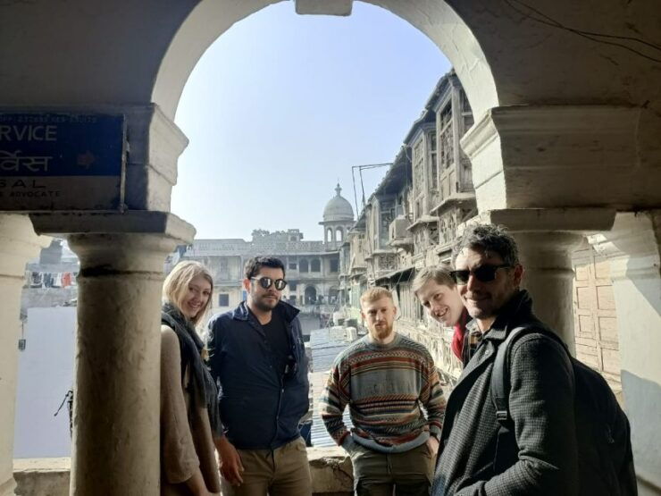 Old and New Delhi: Full-Day Private Tour With Tuktuk Ride - Pickup and Drop-off Locations