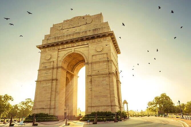 Old and New Delhi Private City Tour - Exploring Delhi: A Deep Dive into the Old and New