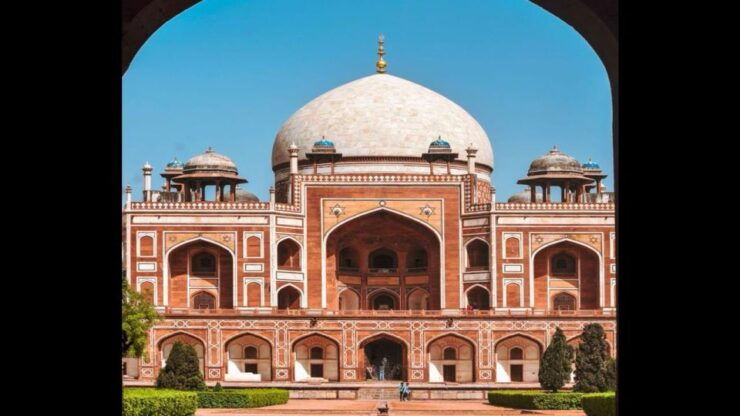 Old and New Delhi Uncovered: Private Guided Full-Day Tour - Itinerary Highlights