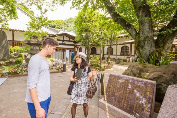 Old and Nostalgic Tokyo: Half-Day Yanaka Walking Tour - Frequently Asked Questions